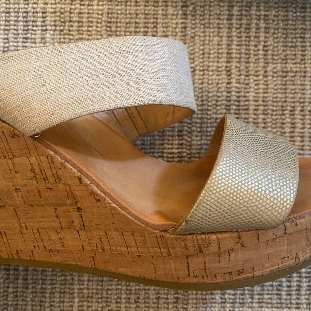 Dolce Vita Cork & Gold Wedges - size 8.5